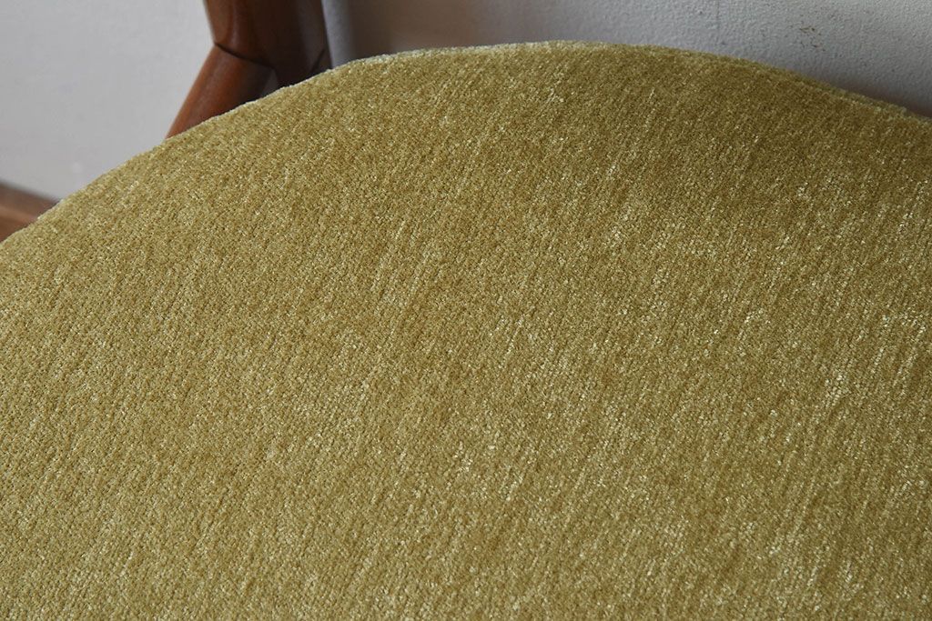 北欧家具　G-PLAN(ジープラン)　Fresco(フレスコ)　明るい色合いが素敵なビンテージサーキュラーチェア(ダイニングチェア、椅子)(1)