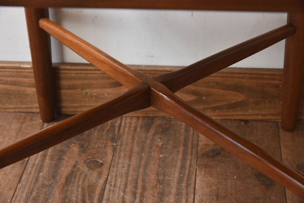 北欧家具　G-PLAN(ジープラン)　Fresco(フレスコ)　明るい色合いが素敵なビンテージサーキュラーチェア(ダイニングチェア、椅子)(1)