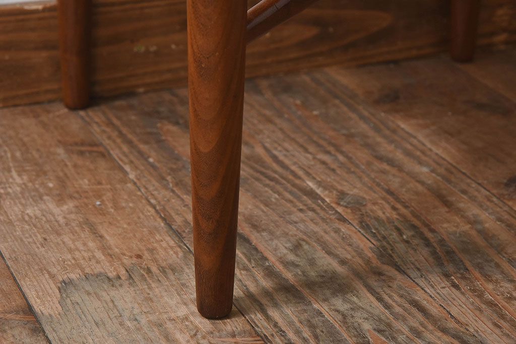 北欧家具　G-PLAN(ジープラン)　Fresco(フレスコ)　明るい色合いが素敵なビンテージサーキュラーチェア(ダイニングチェア、椅子)(1)