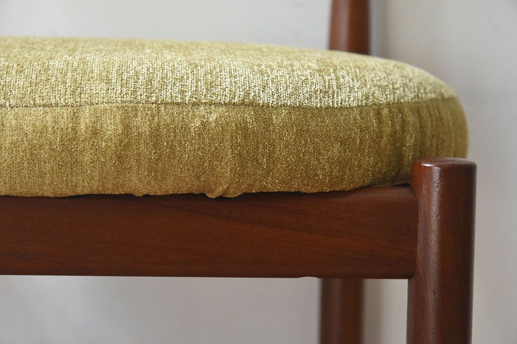 北欧家具　G-PLAN(ジープラン)　Fresco(フレスコ)　明るい色合いが素敵なビンテージサーキュラーチェア(ダイニングチェア、椅子)(2)