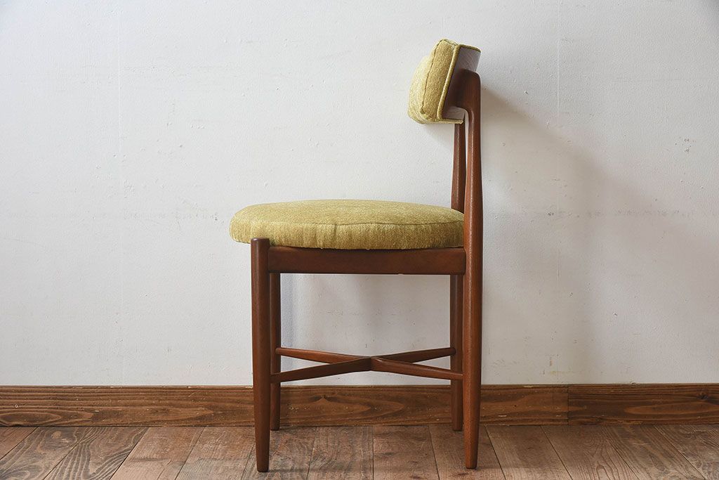 北欧家具　G-PLAN(ジープラン)　Fresco(フレスコ)　明るい色合いが素敵なビンテージサーキュラーチェア(ダイニングチェア、椅子)(3)