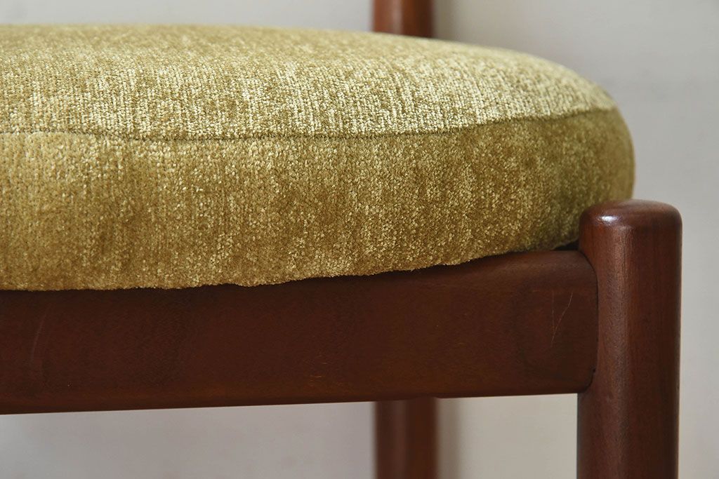 北欧家具　G-PLAN(ジープラン)　Fresco(フレスコ)　明るい色合いが素敵なビンテージサーキュラーチェア(ダイニングチェア、椅子)(3)