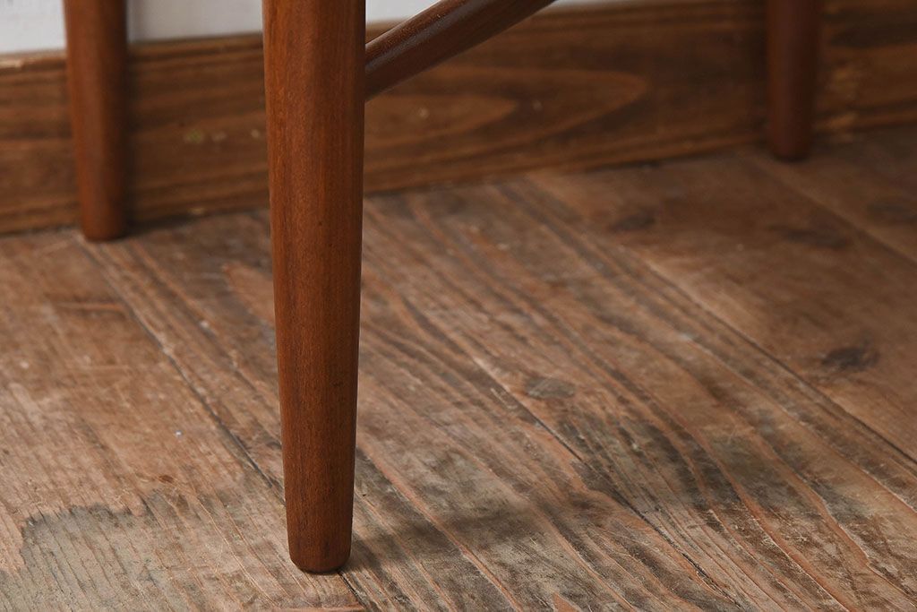 北欧家具　G-PLAN(ジープラン)　Fresco(フレスコ)　明るい色合いが素敵なビンテージサーキュラーチェア(ダイニングチェア、椅子)(3)