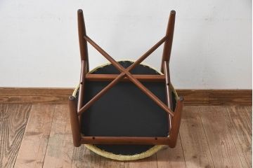 北欧家具　G-PLAN(ジープラン)　Fresco(フレスコ)　明るい色合いが素敵なビンテージサーキュラーチェア(ダイニングチェア、椅子)(3)