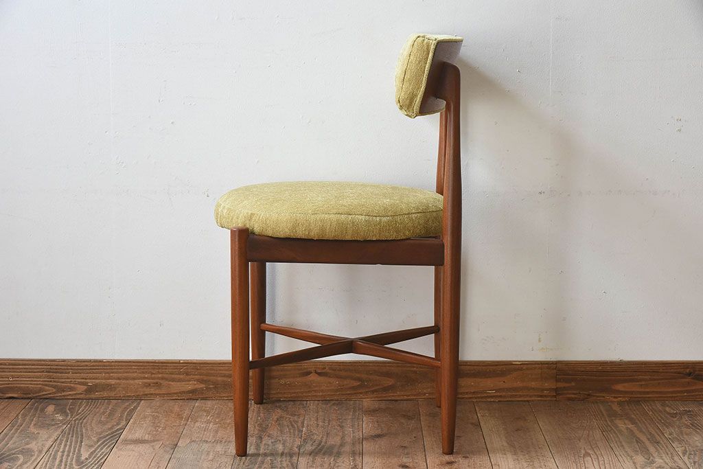 北欧家具　G-PLAN(ジープラン)　Fresco(フレスコ)　明るい色合いが素敵なビンテージサーキュラーチェア(ダイニングチェア、椅子)