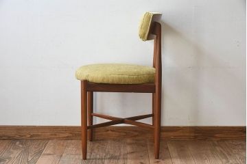 北欧家具　G-PLAN(ジープラン)　Fresco(フレスコ)　明るい色合いが素敵なビンテージサーキュラーチェア(ダイニングチェア、椅子)