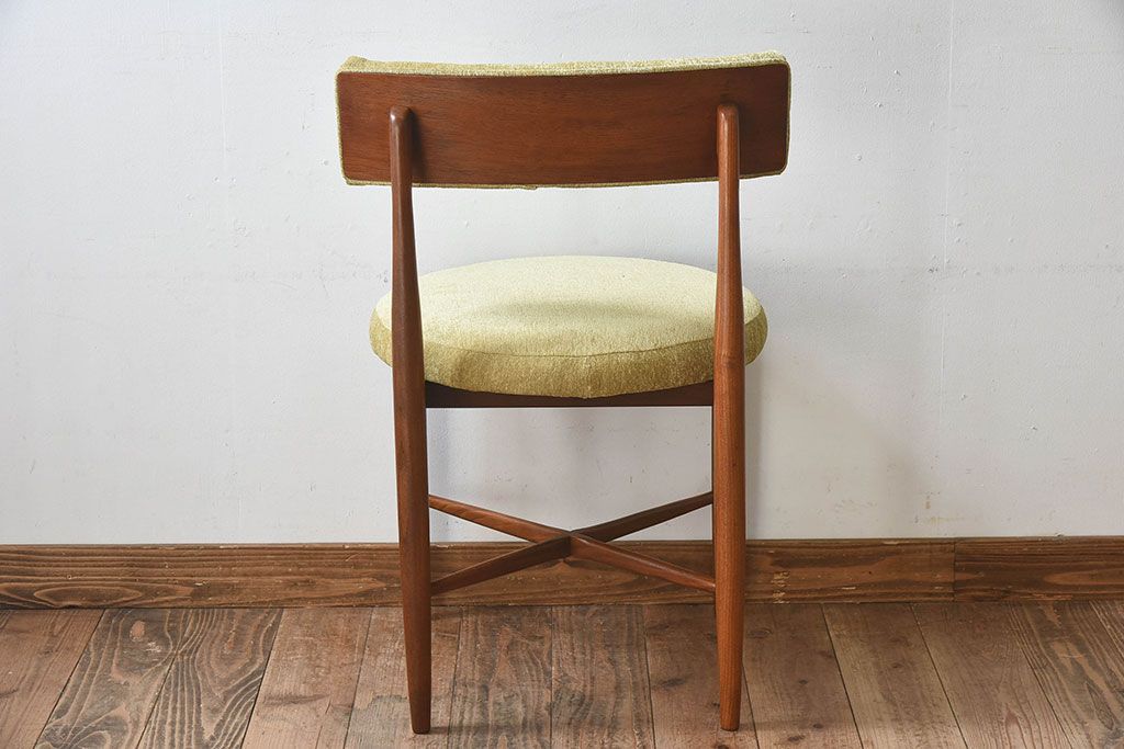 北欧家具　G-PLAN(ジープラン)　Fresco(フレスコ)　明るい色合いが素敵なビンテージサーキュラーチェア(ダイニングチェア、椅子)