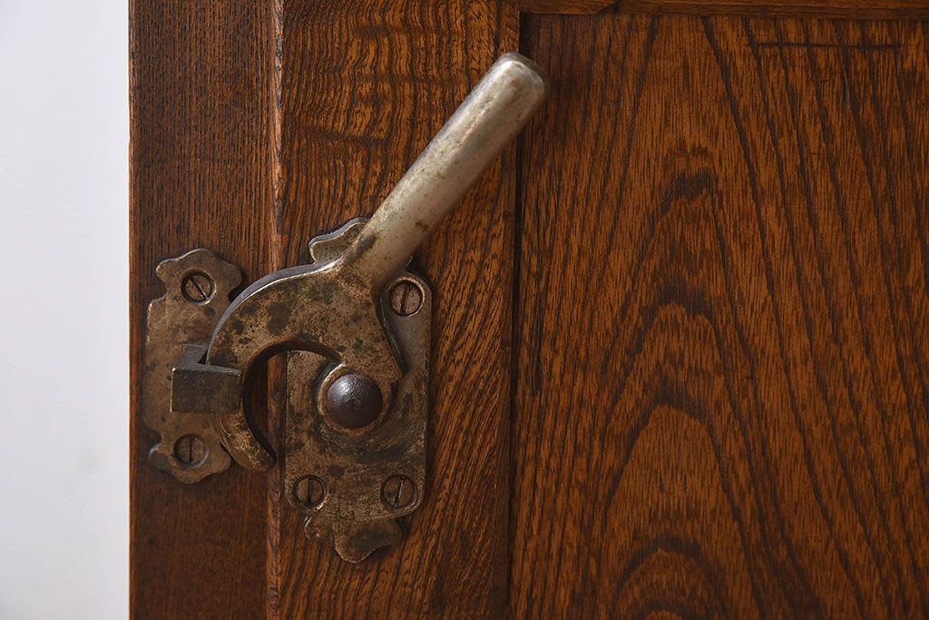 アンティーク雑貨　和製アンティーク　小振りな木製冷蔵庫(収納箱)