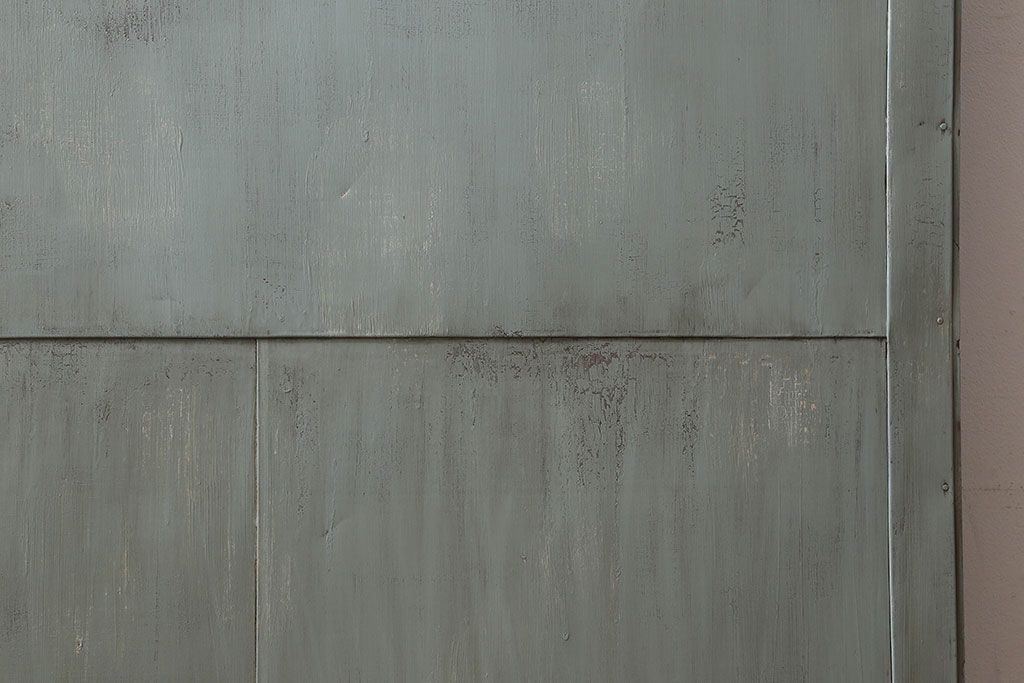 ペイント家具　シャビーな雰囲気が魅力的なペイント引き戸(ガラス戸、仕切り戸)