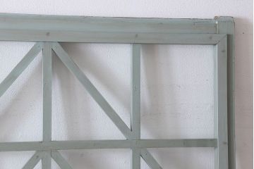 ペイント家具　シャビーな雰囲気が魅力的なペイント引き戸(ガラス戸、仕切り戸)