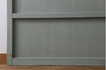 ペイント家具　シャビーな雰囲気が魅力的なペイント引き戸(ガラス戸、仕切り戸)