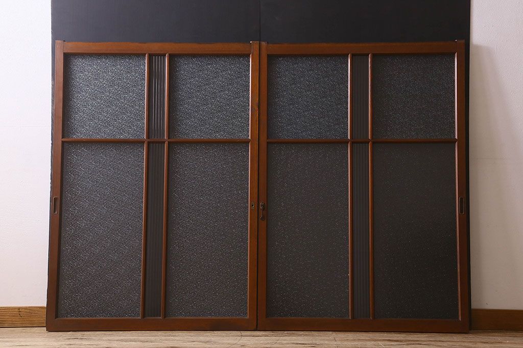 昭和レトロ　ダイヤガラス・モールガラス　2種のガラスがおしゃれなガラス戸(引き戸、窓)2枚組