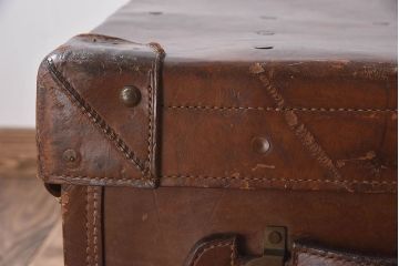 和製アンティーク　特大な本革性トランク(小物収納箱)