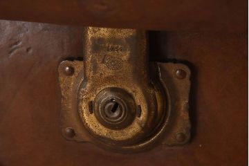 和製アンティーク　特大な本革性トランク(小物収納箱)