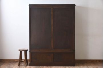 アンティーク家具　大正ロマン　カバ材　深みのある色合いが上品なアンティークガラスケース(ショーケース、飾り棚、陳列棚)