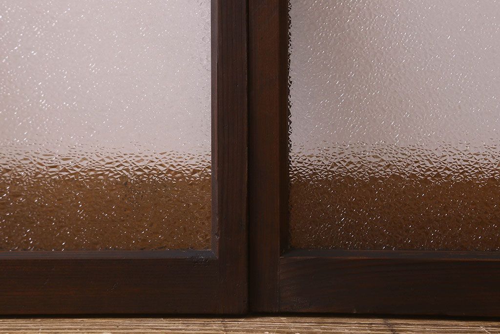 和製アンティーク　ダイヤガラス入り!レトロで味わいのあるガラス戸(窓、引き戸)2枚セット