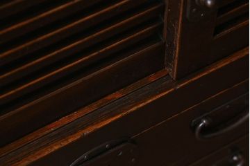 アンティーク家具　和製アンティーク　明治期!古い木製の美濃帳場箪笥(収納箪笥、収納棚)
