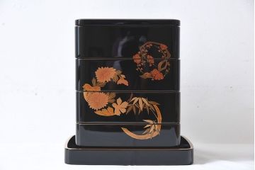 輪島塗　花丸蒔絵　木製四段重箱(お重)(定価約70万)