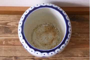 アンティーク雑貨　和製アンティーク　山水図が描かれた瀬戸火鉢(鉢カバー)