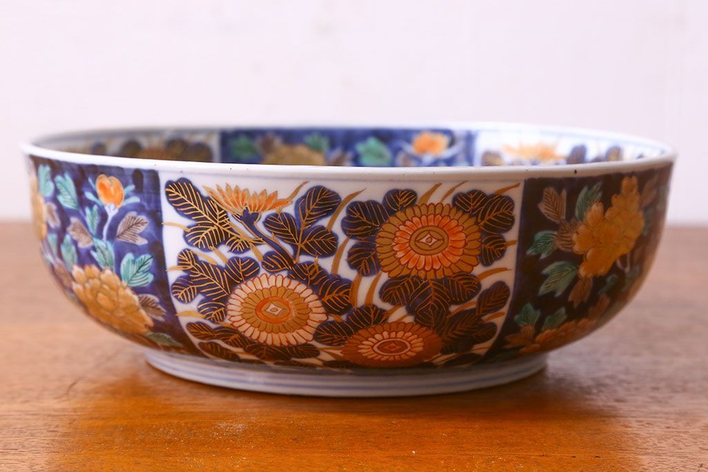 アンティーク雑貨　幕末明治期　伊万里焼　牡丹の図　色絵深鉢(深皿、二重高台)(1)
