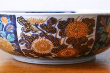 アンティーク雑貨　幕末明治期　伊万里焼　牡丹の図　色絵深鉢(深皿、二重高台)(1)