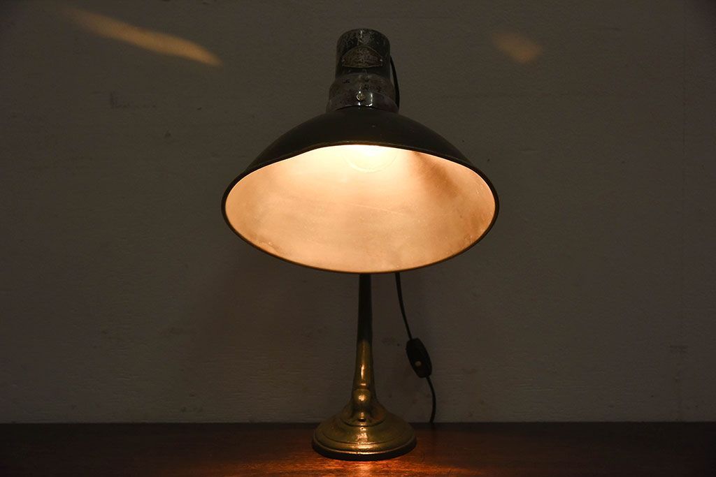 昭和レトロ・アンティーク・デスクライト 昭和レトロなピンクのデスクライト | meguri