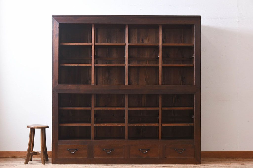 和製アンティーク　収納力抜群!大振りな二段重ね関西収納棚