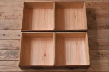 和製アンティーク　収納力抜群!大振りな二段重ね関西収納棚