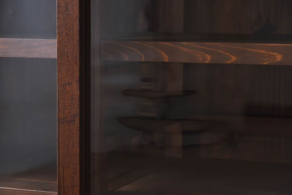 和製アンティーク　収納力抜群!大振りな二段重ね関西収納棚