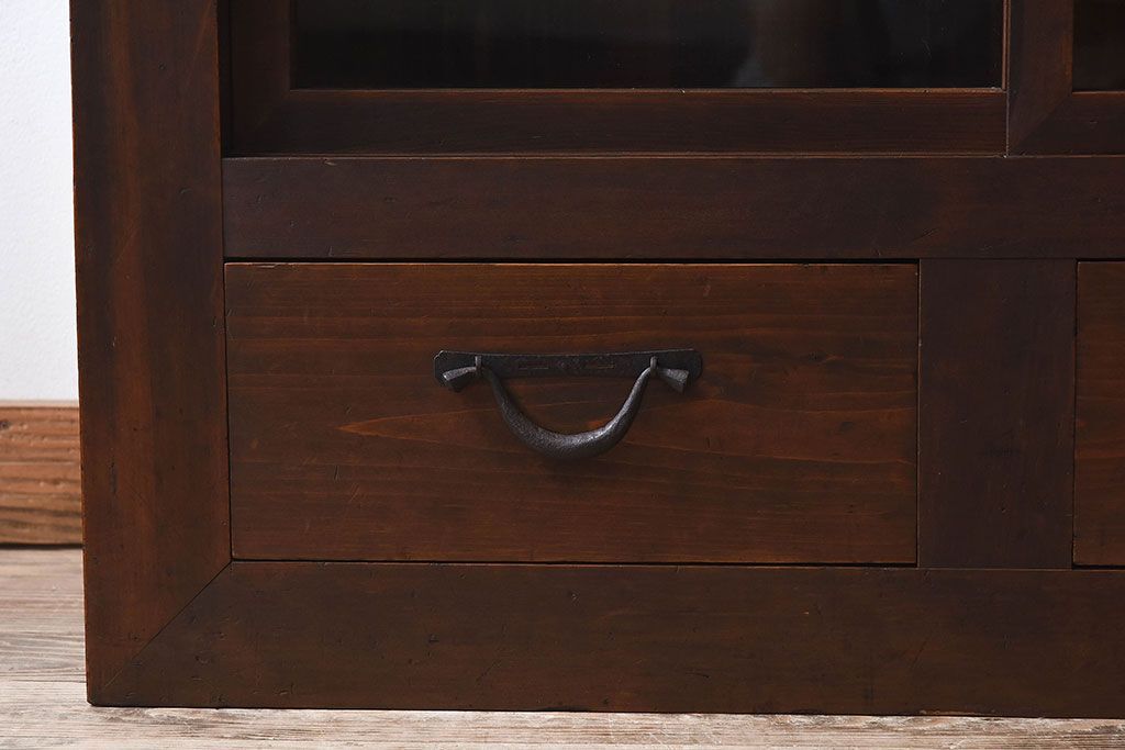 和製アンティーク　収納力抜群!大振りな二段重ね関西収納棚