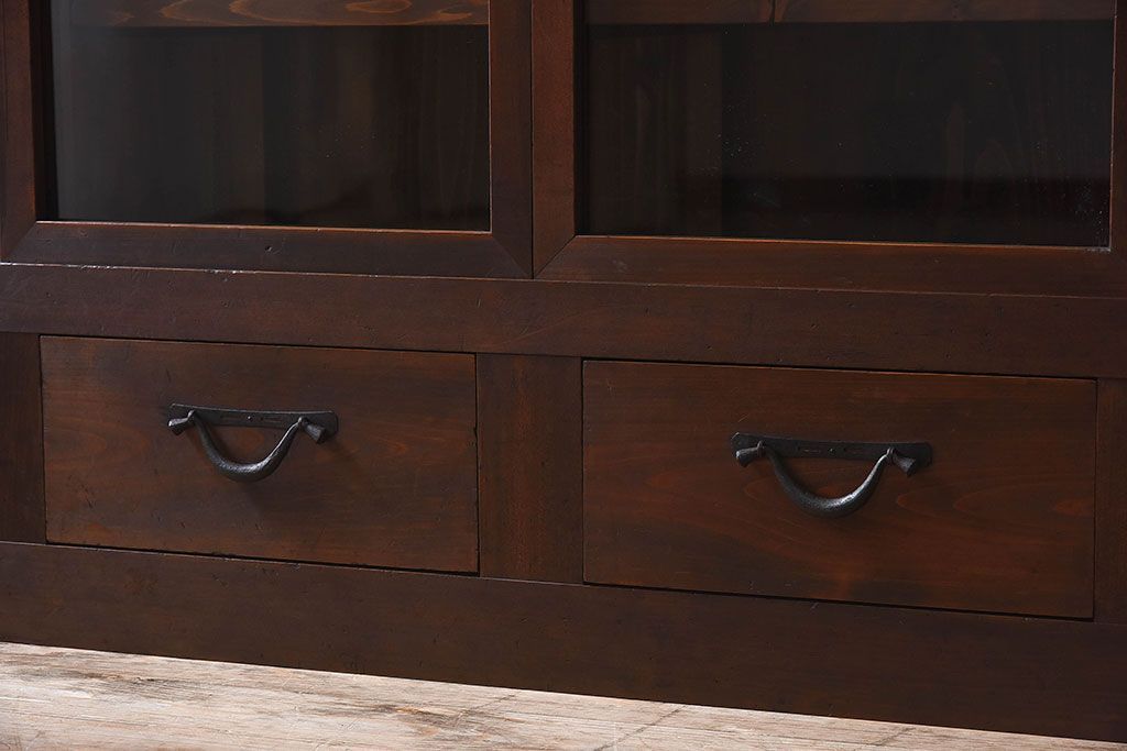 和製アンティーク　収納力抜群!大振りな二段重ね関西収納棚