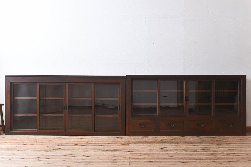 和製アンティーク　収納力抜群!大振りな二段重ね関西収納棚