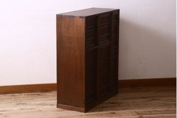 レトロ家具　和製アンティーク　レトロな雰囲気漂う下駄箱(収納棚、戸棚、本箱)