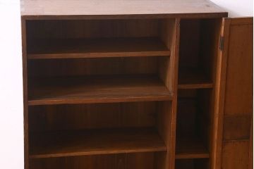 レトロ家具　和製アンティーク　レトロな雰囲気漂う下駄箱(収納棚、戸棚、本箱)