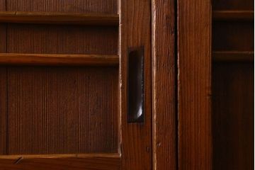 レトロ家具　和製アンティーク　レトロな雰囲気漂う下駄箱(収納棚、戸棚、本箱)