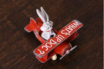 アンティーク雑貨　ビンテージ　ERTL(アーテル)社　バックス・バニー　ブリキのおもちゃ