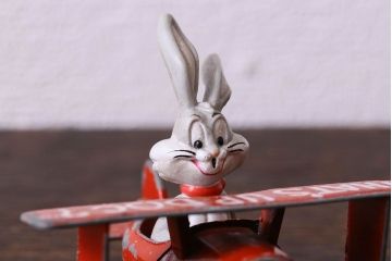 アンティーク雑貨　ビンテージ　ERTL(アーテル)社　バックス・バニー　ブリキのおもちゃ