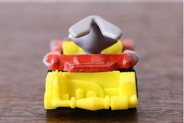 アンティーク雑貨　イギリスビンテージ　Corgi Classics(コーギー・クラシック)　バックス・バニー　ブリキのおもちゃ