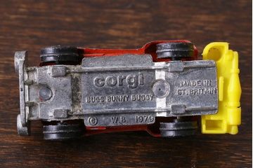 アンティーク雑貨　イギリスビンテージ　Corgi Classics(コーギー・クラシック)　バックス・バニー　ブリキのおもちゃ