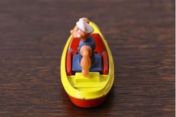 アンティーク雑貨　イギリスビンテージ　Corgi Classics(コーギー・クラシック)　ポパイ　ブリキのおもちゃ(1)