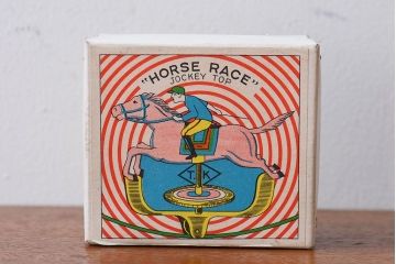 アンティーク雑貨　昭和レトロ　タイガー商会　T.K　ジョッキーゴマ(輸出用)(1)