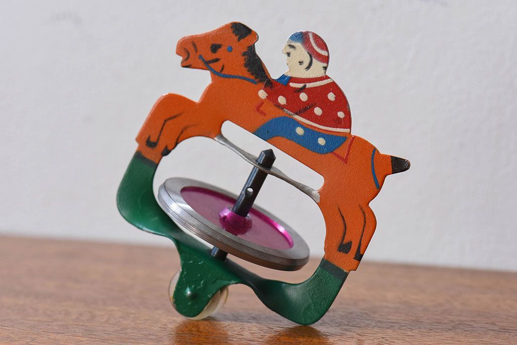 アンティーク雑貨　昭和レトロ　タイガー商会　T.K　ジョッキーゴマ