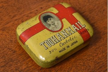 アンティーク雑貨　昭和初期　レトロなティン缶(ブリキ缶、小物入れ)(1)