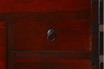 アンティーク家具　和製アンティーク　ヒノキ材天板　観音開き　和モダンな雰囲気が漂う脚付き箪笥ローチェスト(引き出し、テレビボード)(2)