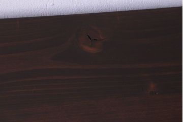 アンティーク家具　和製アンティーク　ヒノキ材天板　観音開き　和モダンな雰囲気が漂う脚付き箪笥ローチェスト(引き出し、テレビボード)(2)