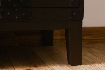 アンティーク家具　和製アンティーク　ヒノキ材天板　観音開き　和モダンな雰囲気が漂う脚付き箪笥ローチェスト(引き出し、テレビボード)(2)