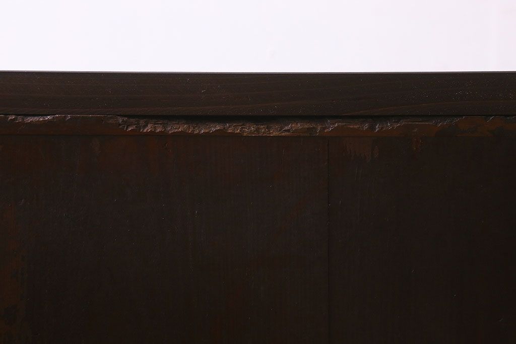 アンティーク家具　和製アンティーク　ヒノキ材天板　観音開き　和モダンな雰囲気が漂う脚付き箪笥ローチェスト(引き出し、テレビボード)(2)