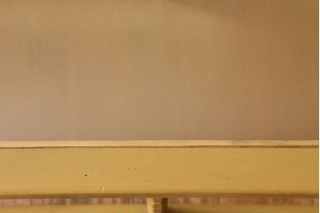 ペイント家具　大正〜昭和期　横長　シンプルなデザインが魅力的なガラスケース(ショーケース、飾り棚、陳列棚)