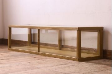 ペイント家具 大正〜昭和期 横長 シンプルなデザインが魅力的なガラスケース(ショーケース、飾り棚、陳列棚)