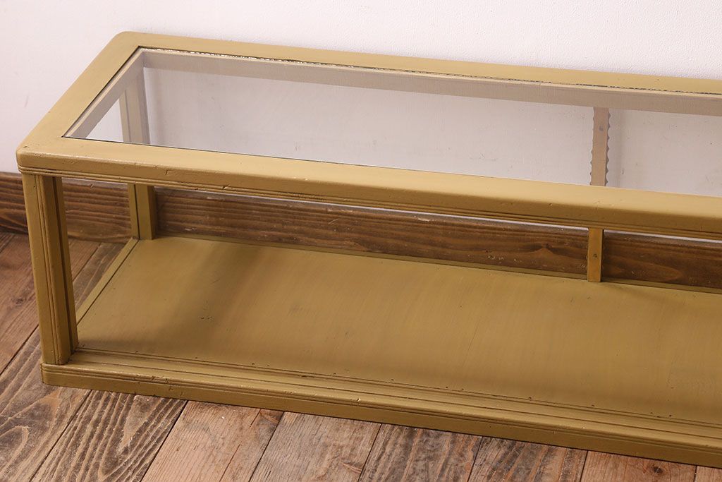 ペイント家具 大正〜昭和期 横長 シンプルなデザインが魅力的なガラスケース(ショーケース、飾り棚、陳列棚)